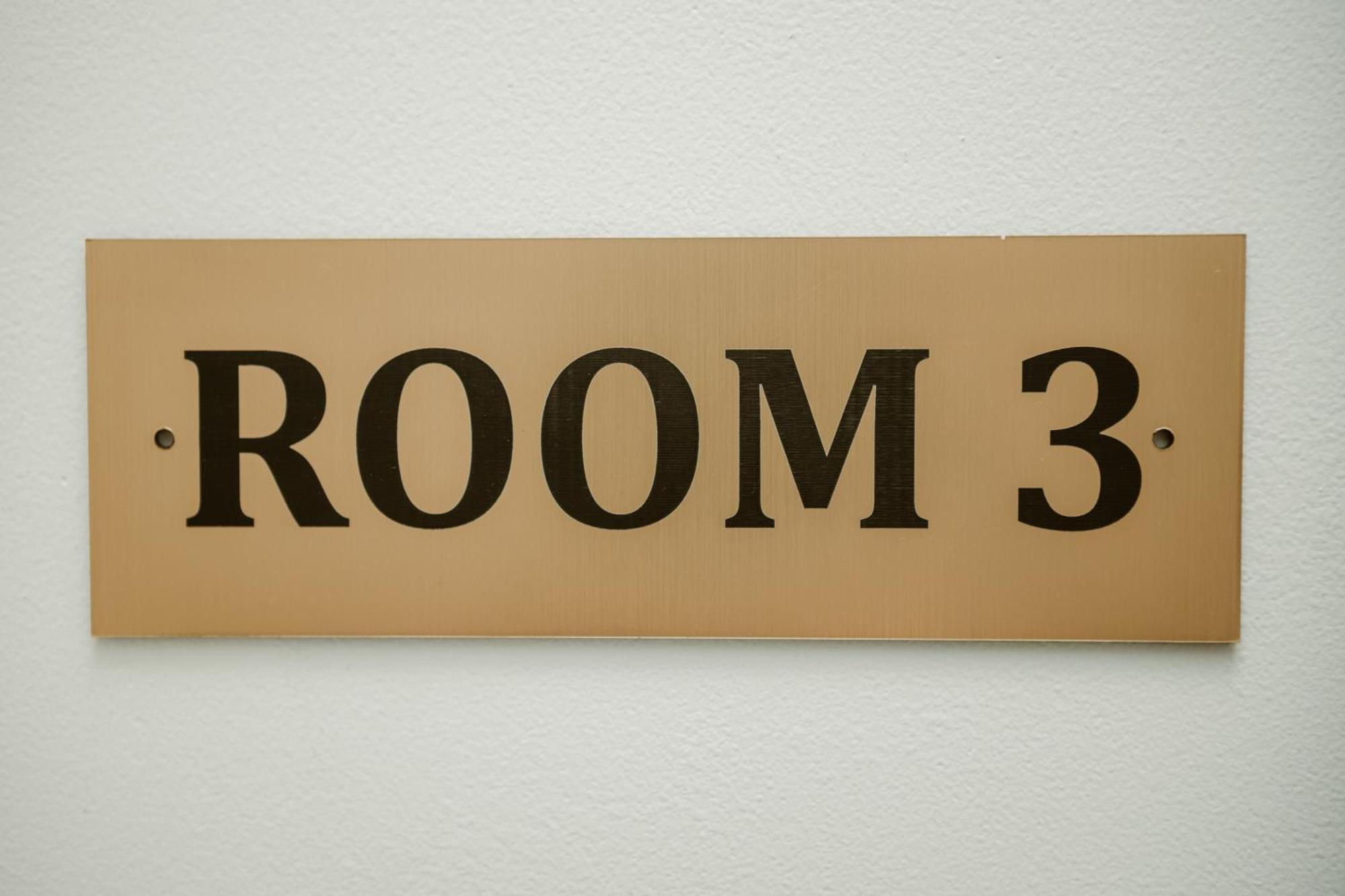 Arini White House Apartment *