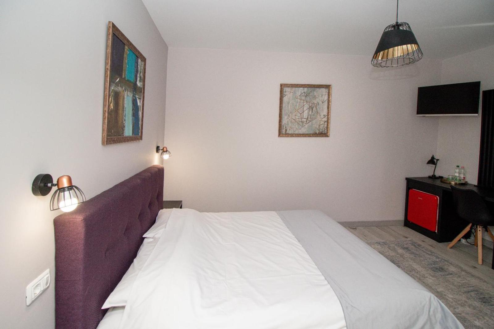 Apartment Arini White House *